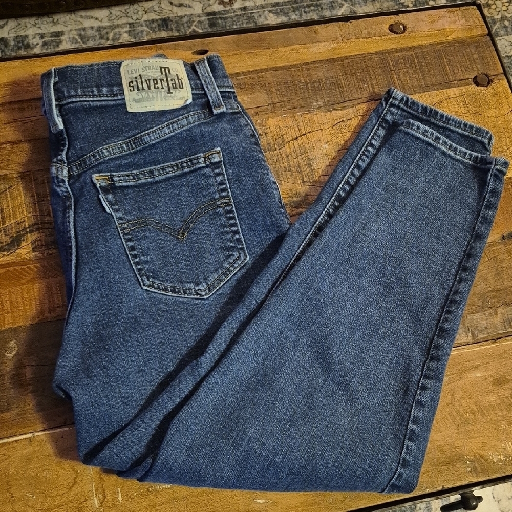 Levi's SilverTab MomJeans Sz.28"×26"11"rise.Blue Denim.madeInSriLanka.(#1526A)
